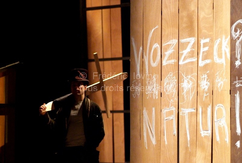 WOZZECK - Répétition le 10.01.2007 Opéra de Lille - Mise en scène: Jean-François Sivadier - photographie © Frédéric Iovino