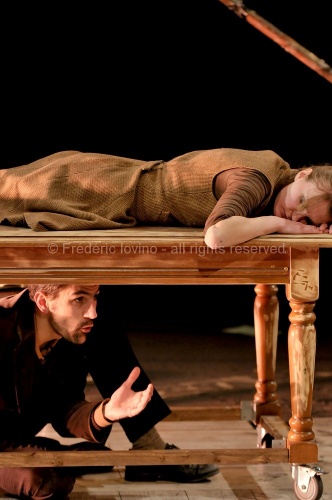 " SISYPHSKI" - mise en scène: Thomas Piasecki, avec: Nicolas Cornille, Joseph Drouet, Marie Pavlus Smolarek, Sylvain Pottiez, Guillaume Hairaud. Du 03 au 06 mars 2010 au Théâtre de la Verrière à Lille - photographie © Frédéric Iovino