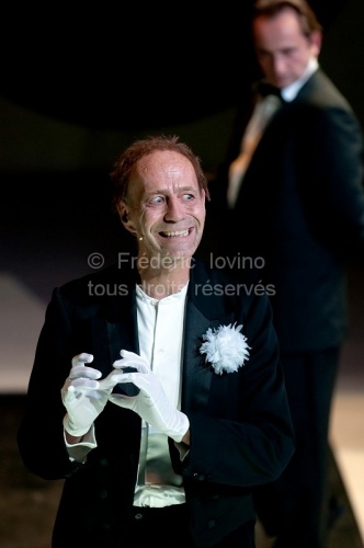 LA VIE DANS LES PLIS de Blandine Savetier et Thierry Roisin - 2011 - photographie © Frédéric Iovino
