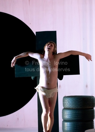 LA VIE DANS LES PLIS de Blandine Savetier et Thierry Roisin - 2011 - photographie © Frédéric Iovino