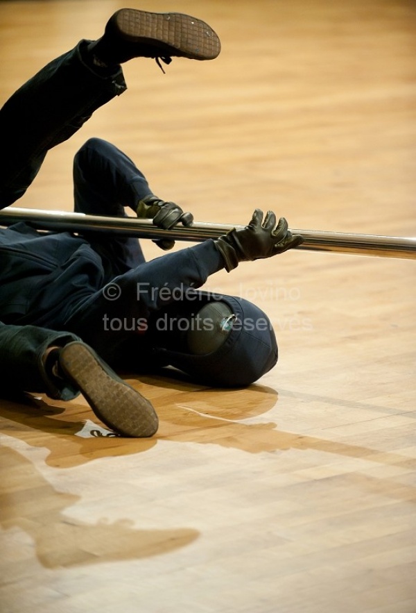 NEW TOWN , répétition publique le 27 juin 2013 à Roubaix au gymnase/ Danse à Lille.Conception : Bruno Pradet / Compagnie Vilcanota - photographie © Frédéric Iovino