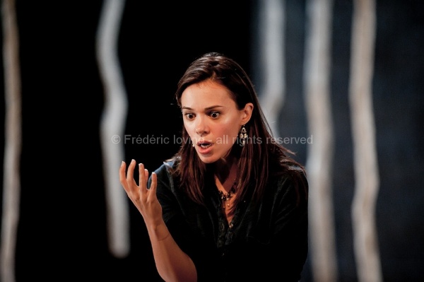 LUCIA DE LAMMERMOOR (Stanislas Nordey 2013): Rachele Gilmore lors d'une séance de répétition à l'Opéra de Lille le 13 septembre 2013photographie © Frédéric Iovino