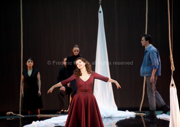 IDOMENEO (Jean-Yves Ruf, 2015) - Du 27 janvier 2015 au 6 février 2015 à l'opéra de Lille - Mise en scène: Jean-Yves Ruf -  Avec : Kresimir Spicer, Rosa Feola , Patrizia Ciofi, Rachel Frenkel, Edgaras Montvidas, Emiliano Gonzalez Toro, Bogdan Talos - Photographie © Frédéric Iovino