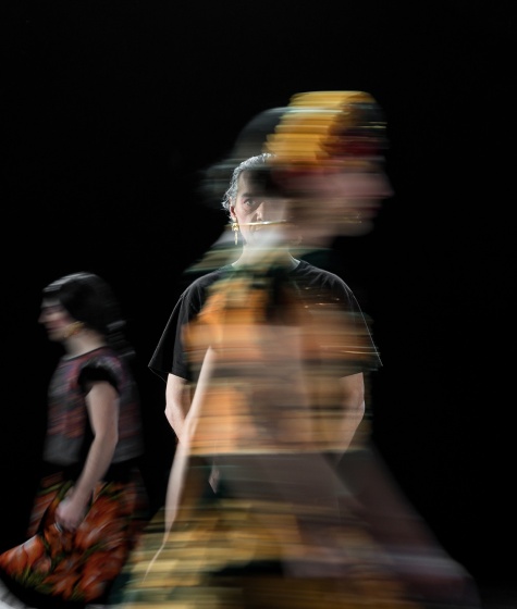 SOUS LES FLEURS (Thomas Lebrun, pré-séance le 15 février 2023 au CCNT)  - Photographie Frédéric IOVINO