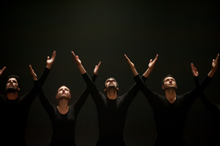 LA SUPPLICATION (Stéphanie Loïk, 2012) © Frédéric Iovino