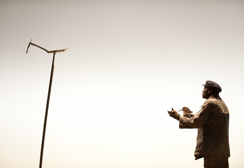 RETOUR À ARGOS du 15 au 28 mars 2013 au Théâtre du Nord à Lille. Mise en scène: Irène Bonnaud. Avec Boubacar Samb - photographie © Frédéric Iovino