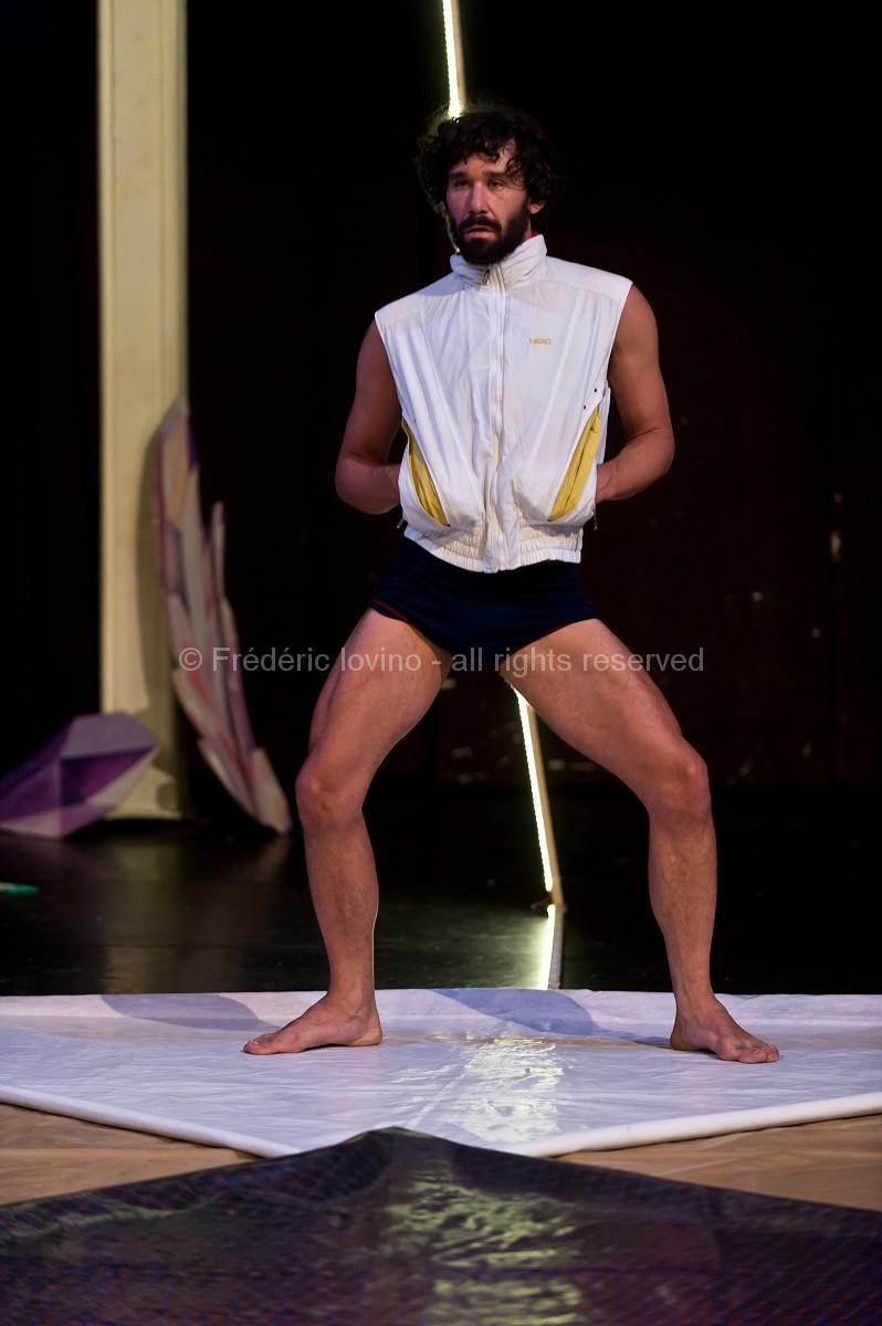 RETOUR SUR TERRE (Christophe Haleb, 2016)