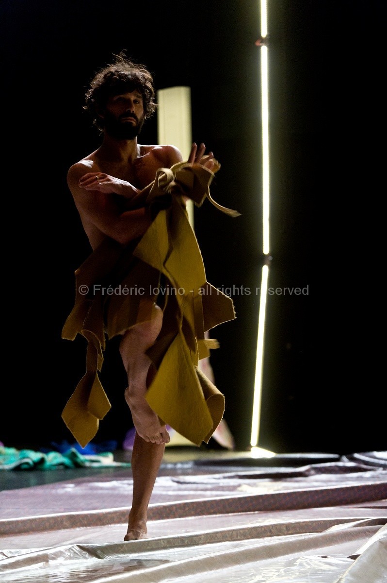 RETOUR SUR TERRE (Christophe Haleb, 2016)