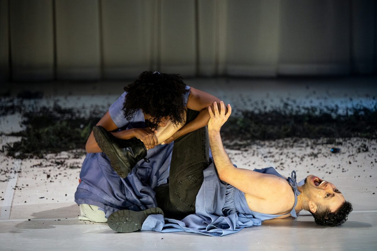 HURLEVENT (Maëlle Dequiedt / La Phenomena) le 03 mars 2026 au Phénix Scène nationale, Valenciennes - Photographie © Frédéric Iovino