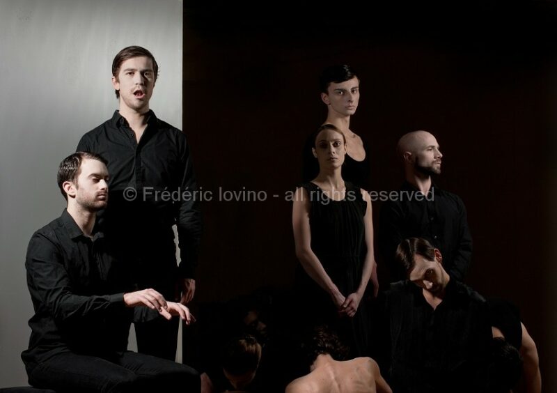 LIED BALLET (Thomas Lebrun, 2014)Répétition le 22 février 2014 au Théâtre National de Chaillot, ParisAvec Maxime Camo, Anthony Cazaux, Raphaël Cottin, Anne-Emmanuelle Deroo, Tatiana Julien, Anne-Sophie Lancelin, Matthieu Patarozzi, Léa Scher Et les musiciens Benjamin Alunni (ténor), Thomas Besnard (piano) - photographie © Frédéric Iovino