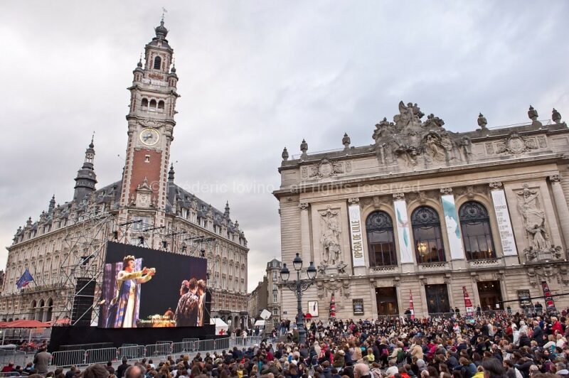 Retransmission live de Madama Butterfly sur écran géant - Le 02 juin 2015, Place du concert à Lille - photographie © Frédéric Iovino