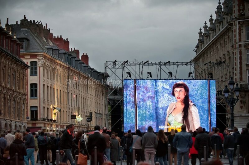 Retransmission live de Madama Butterfly sur écran géant - Le 02 juin 2015, Place du concert à Lille - photographie © Frédéric Iovino