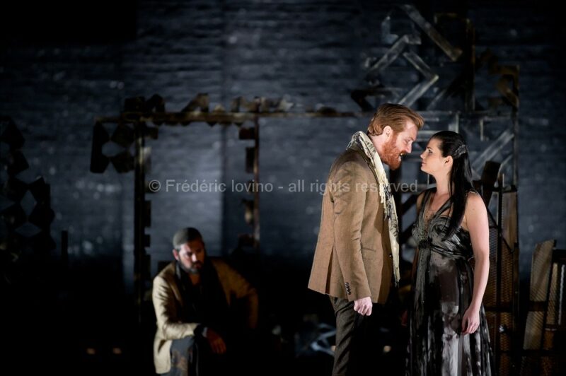 XERSE (Guy Cassiers, 2015) - Du 02 au 10 octobre 2015 à l'Opéra de Lille - Direction musicale: Emmanuelle Haïm, Mise en scène: Guy Cassiers, Chorégraphie: Maud Le Pladec, Le Concert d’Astrée, Compagnie Leda (6 danseurs) - Avec : Ugo Guagliardo, Tim Mead, Carlo Allemano, Emöke Barath, Camille Poul, Gonzalez Toro, Pascal Bertin, Emmanuelle de Negri, Frédéric Caton - photographie © F.IOVINO