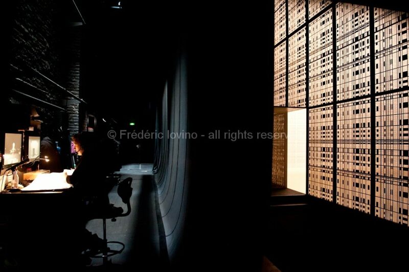 MARTA (Ludovic Lagadre, 2016) - Séance de répétition le 29 février 2016 à l'opéra de Lille - Opéra de Wolfgang Mitterer (né en 1958) - Mise en scène: Ludovic Lagarde - Direction musicale: Clement Power - Avec: Elsa Benoit, Georg Nigl, Hesse von den Steinen, Martin Mairinger, Tom Randle, Ensemble Ictus, Les Cris de Paris (ensemble vocal) - Photographie © Frédéric IOVINO