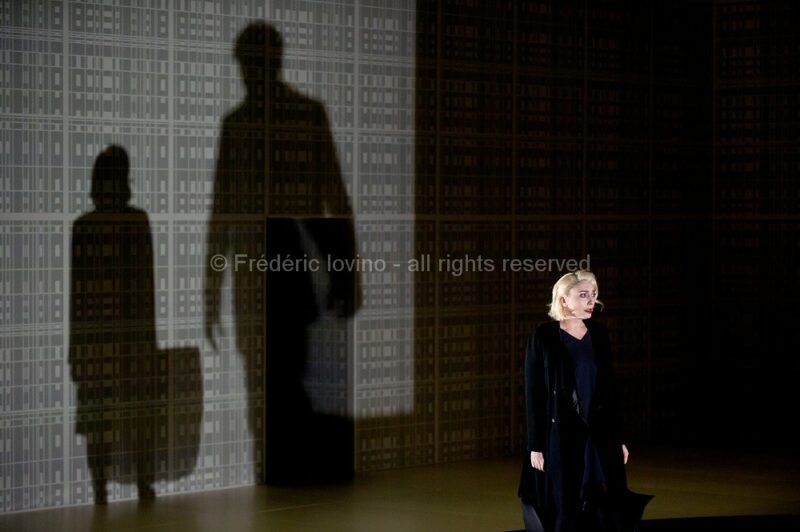 MARTA (Ludovic Lagadre, 2016)Du 13 au 21 mars 2016 à l'opéra de Lille.Opéra de Wolfgang Mitterer (né en 1958), Mise en scène: Ludovic Lagarde, Direction musicale: Clement Power,Avec: Hesse von den Steinen, Ensemble Ictus - Photographie © Frédéric IOVINO