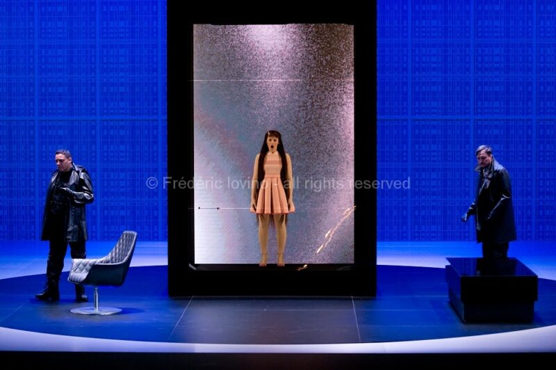 MARTA (Ludovic Lagadre, 2016)Du 13 au 21 mars 2016 à l'opéra de Lille.Opéra de Wolfgang Mitterer (né en 1958), Mise en scène: Ludovic Lagarde, Direction musicale: Clement Power,Avec:Tom Randle, Elsa Benoit, Georg Nigl, Ensemble Ictus - Photographie © Frédéric IOVINO