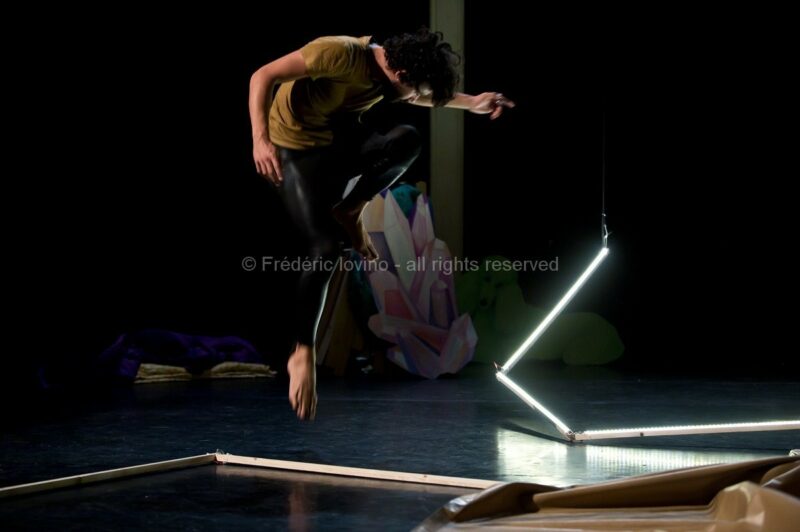 RETOUR SUR TERRE (Christophe Haleb, 2016)