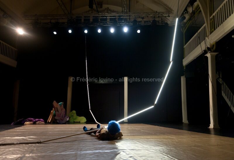 RETOUR SUR TERRE (Christophe Haleb, 2016)