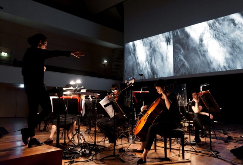 AN INDEX OF METALS (Ensemble Miroirs Etendus) -  Le 12 octobre 2018 au Nouveau Siècle, Lille.  photographie ©F.IOVINO