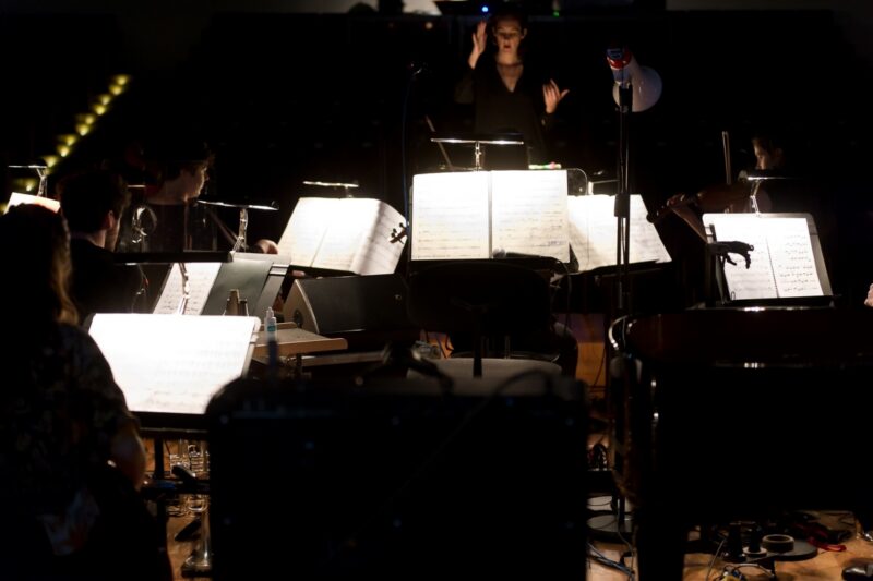 AN INDEX OF METALS (Ensemble Miroirs Etendus) -  Le 12 octobre 2018 au Nouveau Siècle, Lille.  photographie ©F.IOVINO
