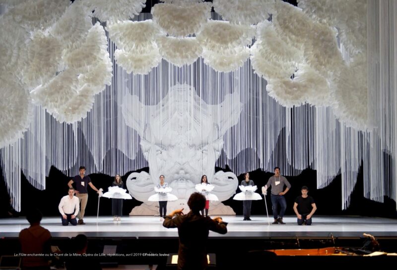 Programme LA FLUTE ENCHANTEE - 2019 - M.e.S. Romeo Castellucci - Opéra de Lille - photographie © Frédéric Iovino