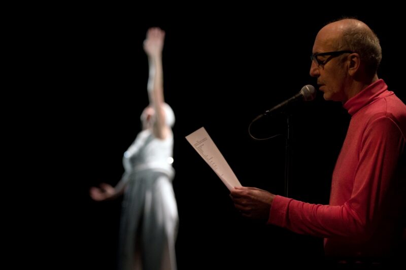 ROCKSTAR (Valeria Giuga / Cie Labkine)  Le 24 janvier 2020 à l'Atelier de Paris /CDCN, La Cartoucherie, Paris (75) -  Chorégraphie : Valeria Giuga - Danse : Noëlle Simonet - Textes, voix, création sonore : Jean-Michel Espitallier - Création sonore : Anne-James Chaton - photographie ©F.IOVINO