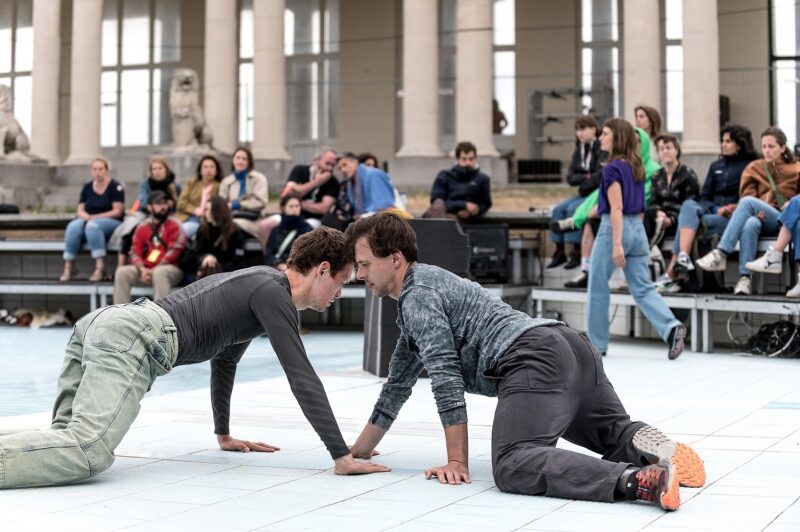 EN RECONNAISSANCE le 30 juin 2023 à Ostende (Dansbad, Festival Dansand). 
Conception: Gaëtan Rusquet,  
avec: Adaline Anobile, Victor Dumont, Keren Kraizer, Lise Vermot, Gaëtan Rusquet.

Photographie : FREDERIC IOVINO