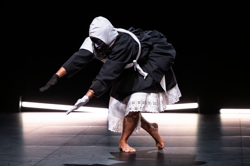 DERRIERE VAVAL, PLEURS, CORNES & FWET (Thomas Lebrun, 2025) le 1er octobre 2025 au Centre Chorégraphique National de Tours CCNT - Photographies © Frédéric Iovino