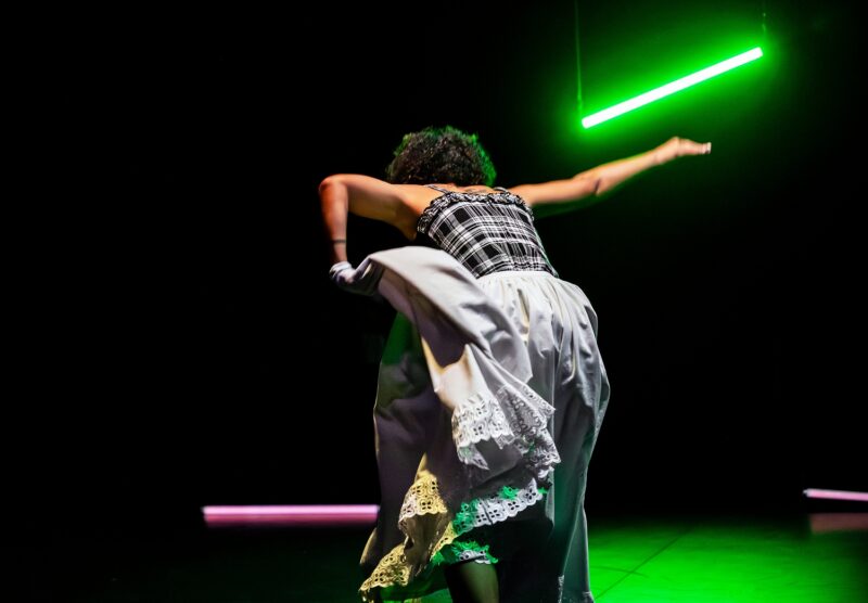 DERRIERE VAVAL, PLEURS, CORNES & FWET (Thomas Lebrun, 2025) le 1er octobre 2025 au Centre Chorégraphique National de Tours CCNT - Photographies © Frédéric Iovino