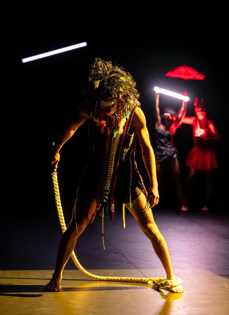 DERRIERE VAVAL, PLEURS, CORNES & FWET (Thomas Lebrun, 2025) le 1er octobre 2025 au Centre Chorégraphique National de Tours CCNT - Photographies © Frédéric Iovino