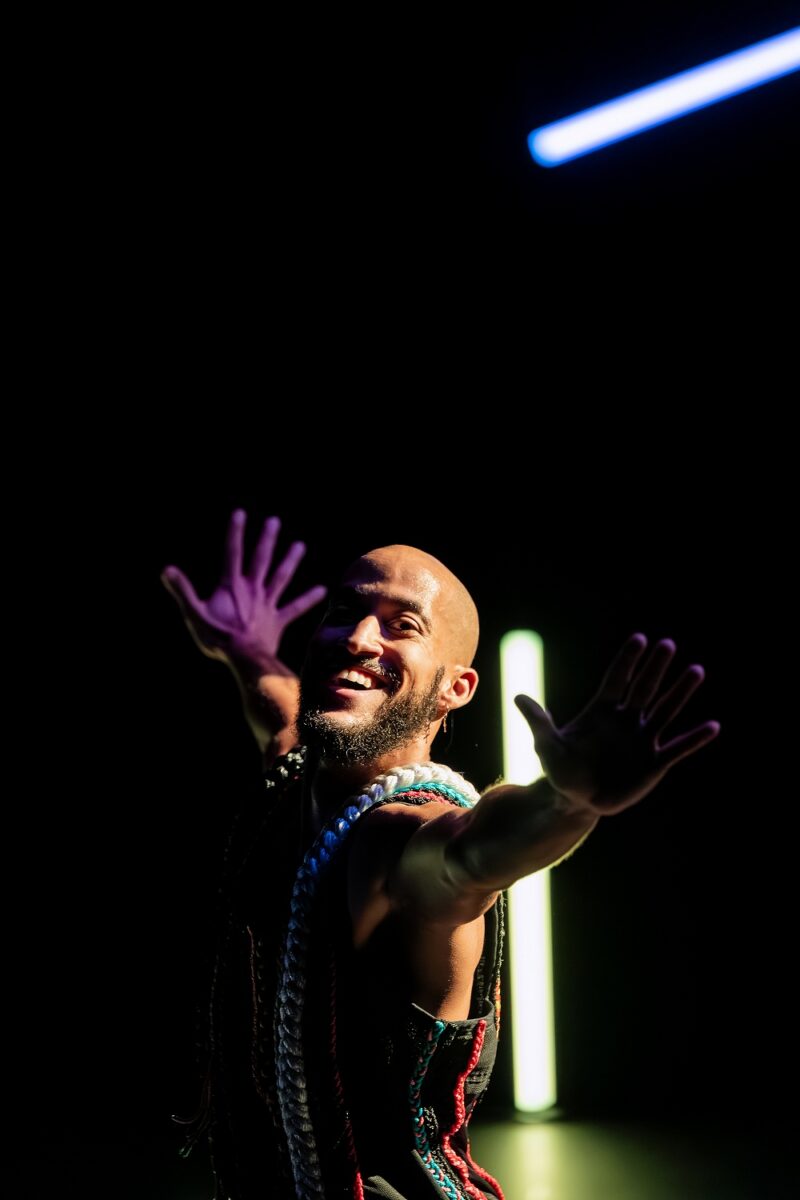 DERRIERE VAVAL, PLEURS, CORNES & FWET (Thomas Lebrun, 2025) le 1er octobre 2025 au Centre Chorégraphique National de Tours CCNT - Photographies © Frédéric Iovino