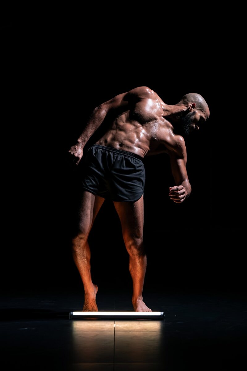 DERRIERE VAVAL, PLEURS, CORNES & FWET (Thomas Lebrun, 2025) le 1er octobre 2025 au Centre Chorégraphique National de Tours CCNT - Photographies © Frédéric Iovino