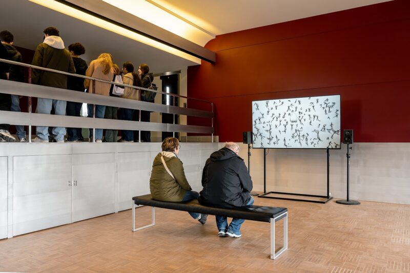 Exposition collective "Aventure de Lignes" à la Villa Cavrois, à Croix, le 18 novembre 2025.
Artistes Exposés : Ulrich Rückriem, Pascal Pesez, Sol LeWitt, François Morellet, Joël Fisher, Günther Förg, Diogo Pimentão, Robert Morris, Laurent Pariente, Giuseppe Penone, Alexandre Léger, Silvia Bächli, Tatiana Trouvé, David Tremlett, Gilgian Gelzer, Henri Michaux, Ryo Orikasa, Jean-Michel Alberola, Raoul Ubac.
Photographie © Frédéric Iovino