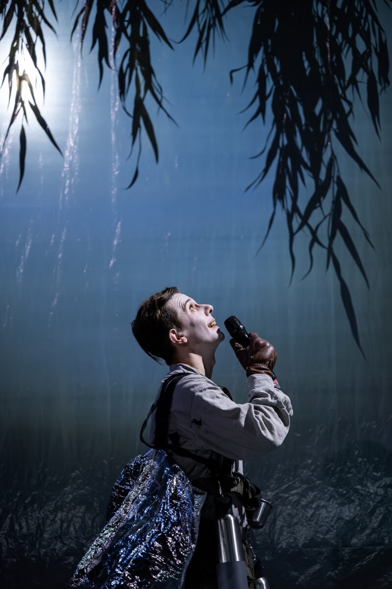 LA BONNE AME DU SE-TCHOUAN de Nora Granovsky / cie BVZK au Théâtre du Nord à Lille le 19 janvier 2026 - Photographie © Frédéric Iovino