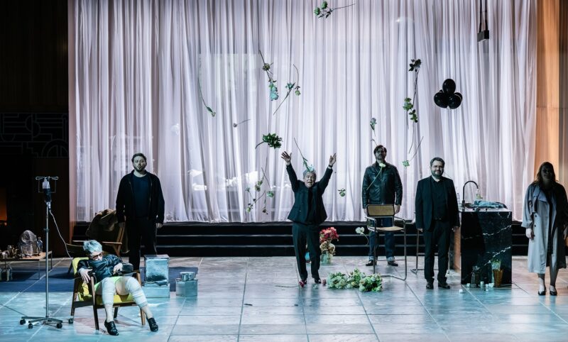 L'AFFAIRE MAKROPOULOS (Kornél Mundruczó, 2026) à l'Opéra de Lille du 05 au 16 février 2026 - Photographie © Frédéric Iovino