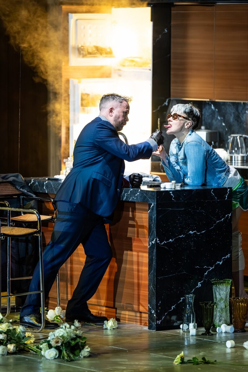 L'AFFAIRE MAKROPOULOS (Kornél Mundruczó, 2026) à l'Opéra de Lille du 05 au 16 février 2026 - Photographie © Frédéric Iovino