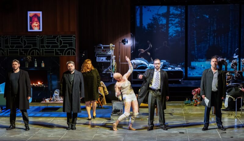 L'AFFAIRE MAKROPOULOS (Kornél Mundruczó, 2026) à l'Opéra de Lille du 05 au 16 février 2026 - Photographie © Frédéric Iovino