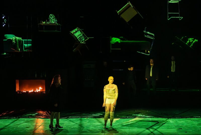 L'AFFAIRE MAKROPOULOS (Kornél Mundruczó, 2026) à l'Opéra de Lille du 05 au 16 février 2026 - Photographie © Frédéric Iovino