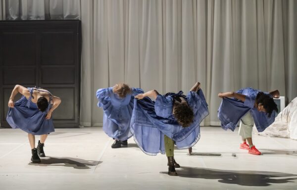 HURLEVENT (Maëlle Dequidt / La Phenomena) le 03 mars 2026 au Phénix Scène nationale, Valenciennes -
Photographie © Frédéric Iovino